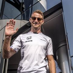 Button: "En 2017 puede que compita en el Super GT japonés"