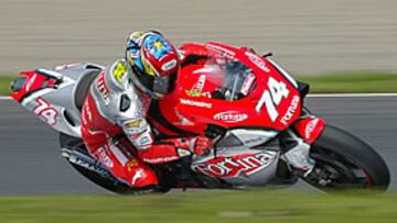 <B>PRIMERO</B>. El piloto de la Fortuna Honda de cuatro tiempo ha logrado el mejor tiempo de los entrenamientos oficiales.