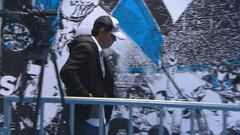 Gallardo se ocultó con un abrigo y una gorra para bajar al vestuario