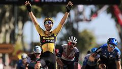 Lavaur (France), 04/09/2020.- Belgian rider Wout Van Aert (front L) of Team Jumbo-Visma celebrates while crossing the finish line to win the 7th stage of the Tour de France cycling race over 168km from Millau to Lavaur, France, 04 September 2020. (Ciclism