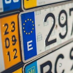 El motivo por el que la DGT no permite las matrículas con vocales: todas las letras prohibidas