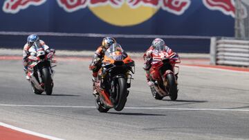 AUSTIN, TEXAS - APRIL 13: Jack Miller of Australia and Bull KTM Factory Racing leads the field during the MotoGP Of The Americas - Sprint on April 13, 2024 at Circuit of the Americas in Austin, Texas.   Mirco Lazzari gp/Getty Images/AFP (Photo by Mirco Lazzari gp / GETTY IMAGES NORTH AMERICA / Getty Images via AFP)
