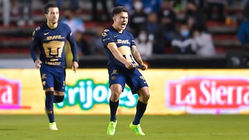 Marco Garc&iacute;a celebra el 1-2 de Pumas frente a los Gallos Blancos en la Jornada 2 del Clausura 2022 de la Liga MX.