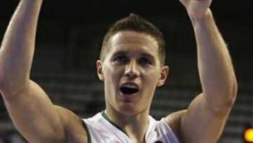 <b>VICTORIA AJUSTADA.</b> La victoria le da el liderato del Grupo D a Eslovenia.