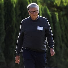 Bill Gates analyzes the coming economic crisis