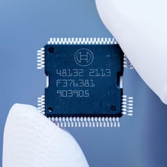 ¿Por qué hay escasez de chips en la industria del automóvil y cuándo acabará este problema?