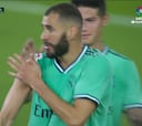 El vídeo que ha dado para un serial de memes: ¿señaló su brazo Benzema para 'justificar' que era gol legal?