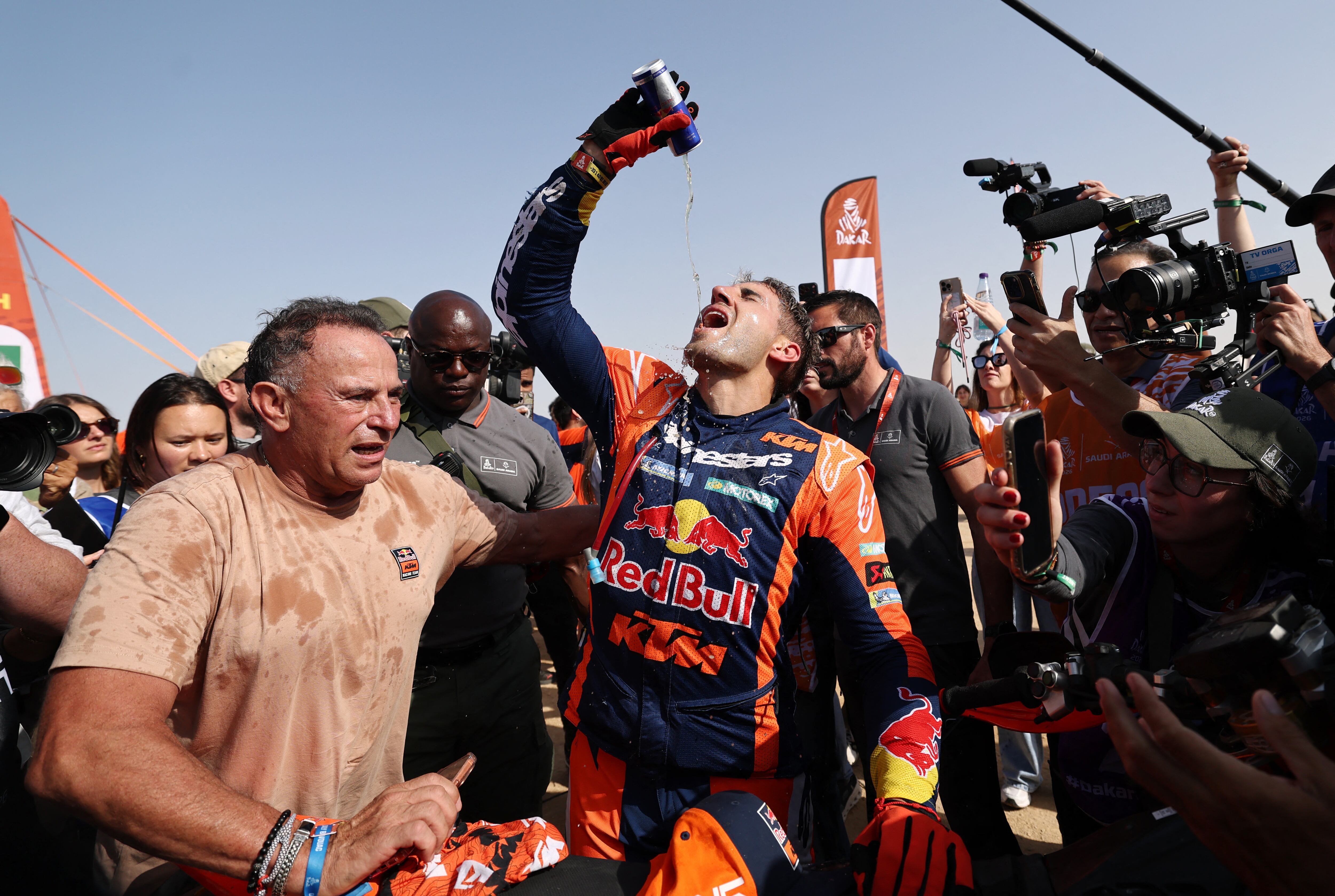 Rallying - Dakar Rally - Stage 13 - Yanbu to Yanbu - Yanbu, Saudi Arabia - January 17, 2026 Red Bull Ktm Factory Racing's Luciano Benavides celebrates after winning in the bike category REUTERS/Stephane Mahe