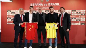 PRESENTACION PARTIDO FUTBOL SALA ESPAÑA vs BRASIL CON LUIS RUBIALES CARLOS ORTIZ Y FABRICIO BASTEZINI GADEIA