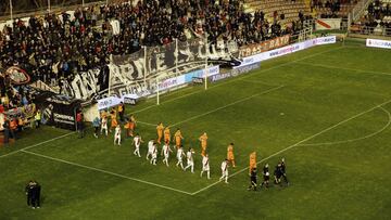 Vallecas recibe al Rayo en un partido.
