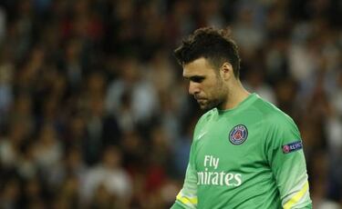 Sirigu set to complete Sevilla move