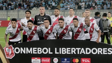 Soccer Football - Copa Libertadores - Group D - Sporting Cristal v River Plate - Estadio Nacional, Lima, Peru - May 26, 2023 River Plate players pose for a team group photo before the match REUTERS/Sebastian Castaneda