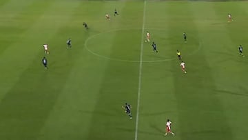 Un chileno da esta asistencia fuera de serie y deja a su equipo como líder en Argentina