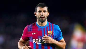 Barcelona: Aguero responds to retirement rumors