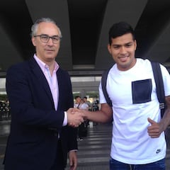 Nahuel, oficial: cedido dos años