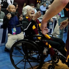 Una monja de 98 años inspira a la Cenicienta del Madness