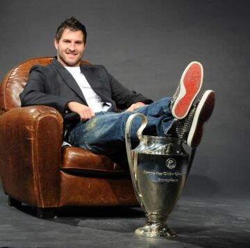 ¡Lord Gignac! No cualquiera posa de esta manera con 'La Orejona' de Champions League