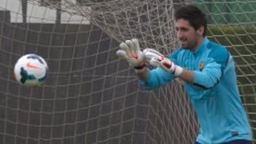 El Barcelona traspasa al meta Oier al Granada a coste cero