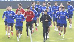 Los jugadores del Zaragoza, durante un entrenamiento.