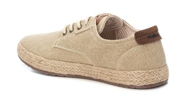 Ni sudor ni olor: las zapatillas de lona más ligeras y cómodas para los paseos de verano