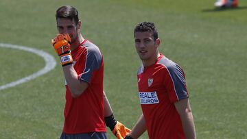 Sergio Rico y David Soria.
