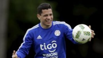Iturbe nació en Argentina pero tiene nacionalidad paraguaya.