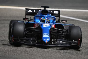 El debut de Alonso con el Alpine en im¨¢genes