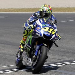 GP Cataluña 2016 MotoGP en Montmeló: Rossi gana, Márquez líder