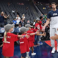 Brook Lopez: "Mirotic es uno de los mejores del mundo"