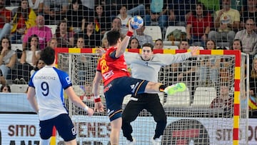 La Selección Española en un partido ante Letonia.