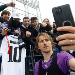 Fiesta en el entrenamiento del Real Madrid