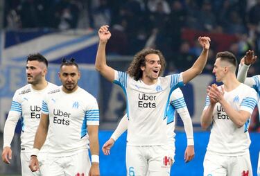 Las figuras que aguardan por Alexis en el Marsella