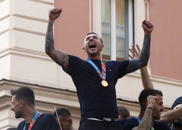 Bernardeschi eufórico tras la victoria.