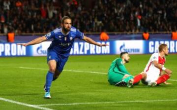 Gol 0-2 de Higuaín