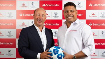 Ronaldo Nazario ficha como Embajador de Banco Santander
Real Madrid.- Ronaldo Nazario: Creo de verdad que el Real Madrid es más fuerte que el Barça
30/08/2018