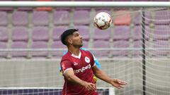 El goleador que no pueden parar en Chile: ¡su equipo es líder con 15 puntos de ventaja!