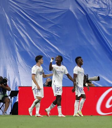 Camavinga marcó el 4-2 en su debut con el Real Madrid.