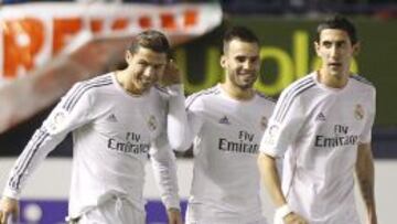 Cristiano, Jesé y Di María celebran el segundo gol del Madrid.