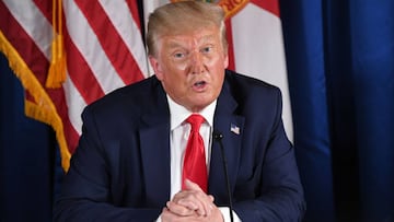 US President Donald Trump holds a COVID-19 and storm preparedness roundtable in Belleair, Florida, July 31, 2020. (Photo by SAUL LOEB / AFP)