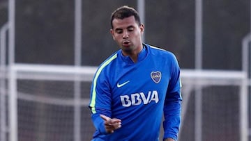 Edwin Cardona debuta en Boca Juniors con un golazo