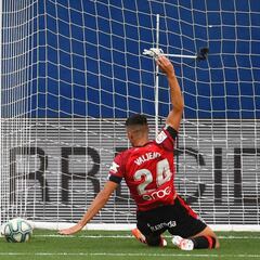 Carlos Bacca anota su segundo gol en LaLiga