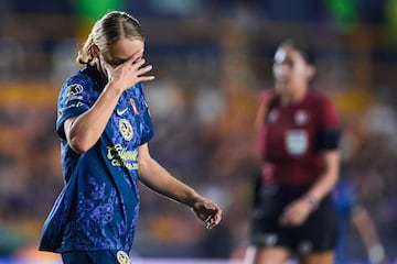 Sarah Luebbert of America during the Semifinal second leg match between Tigres UANL and America as part of the Liga BBVA MX Femenil, Torneo Apertura 2024 at Universitario Stadium on November 17, 2024 in Monterrey, Nuevo Leon, Mexico.