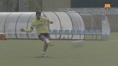 El Barça afina y apunta: técnica, control y disparo a portería