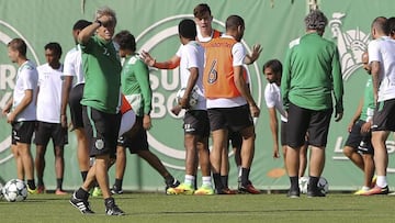 Jorge Jesus, durante el entrenamiento.