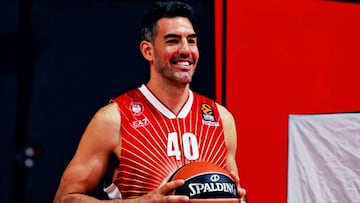 Luis Scola, de estreno con el Armani Milán.