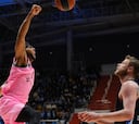 Davies vuelve a ser el líder y el Barça roza la Final Four