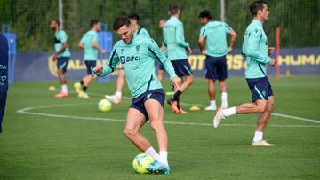 Lucas P&eacute;rez, durante un entrenamiento del C&aacute;diz.