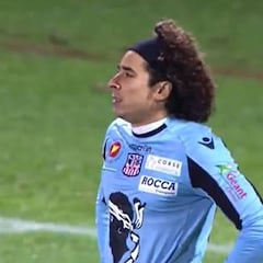 Cuando Gignac le marcó un golazo a Ochoa en Francia