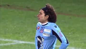 Guillermo Ochoa con el Ajaccio.