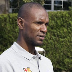 El fichaje del centrocampista trae de cabeza a Abidal